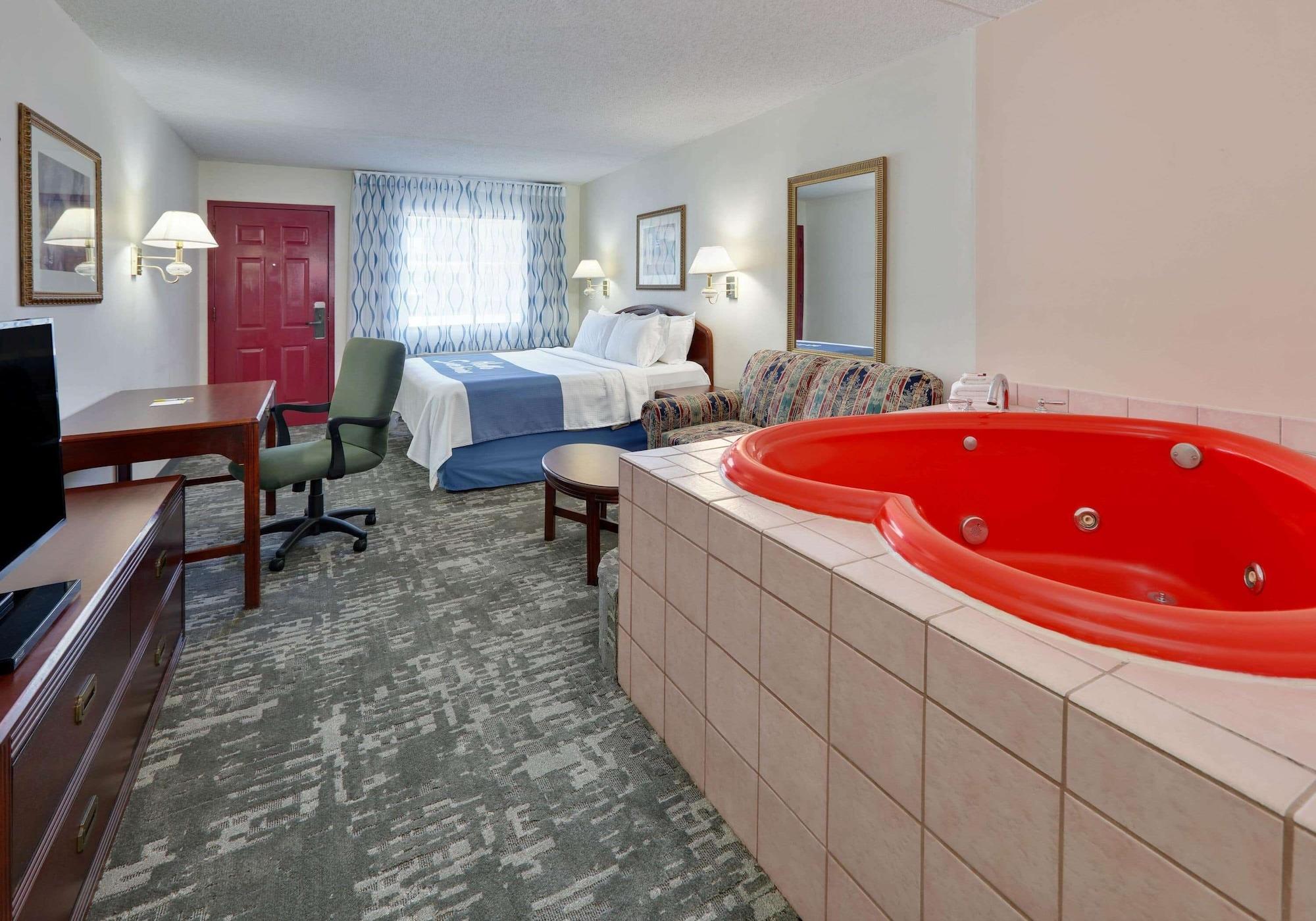 Days Inn & Suites By Wyndham Bentonville Dış mekan fotoğraf
