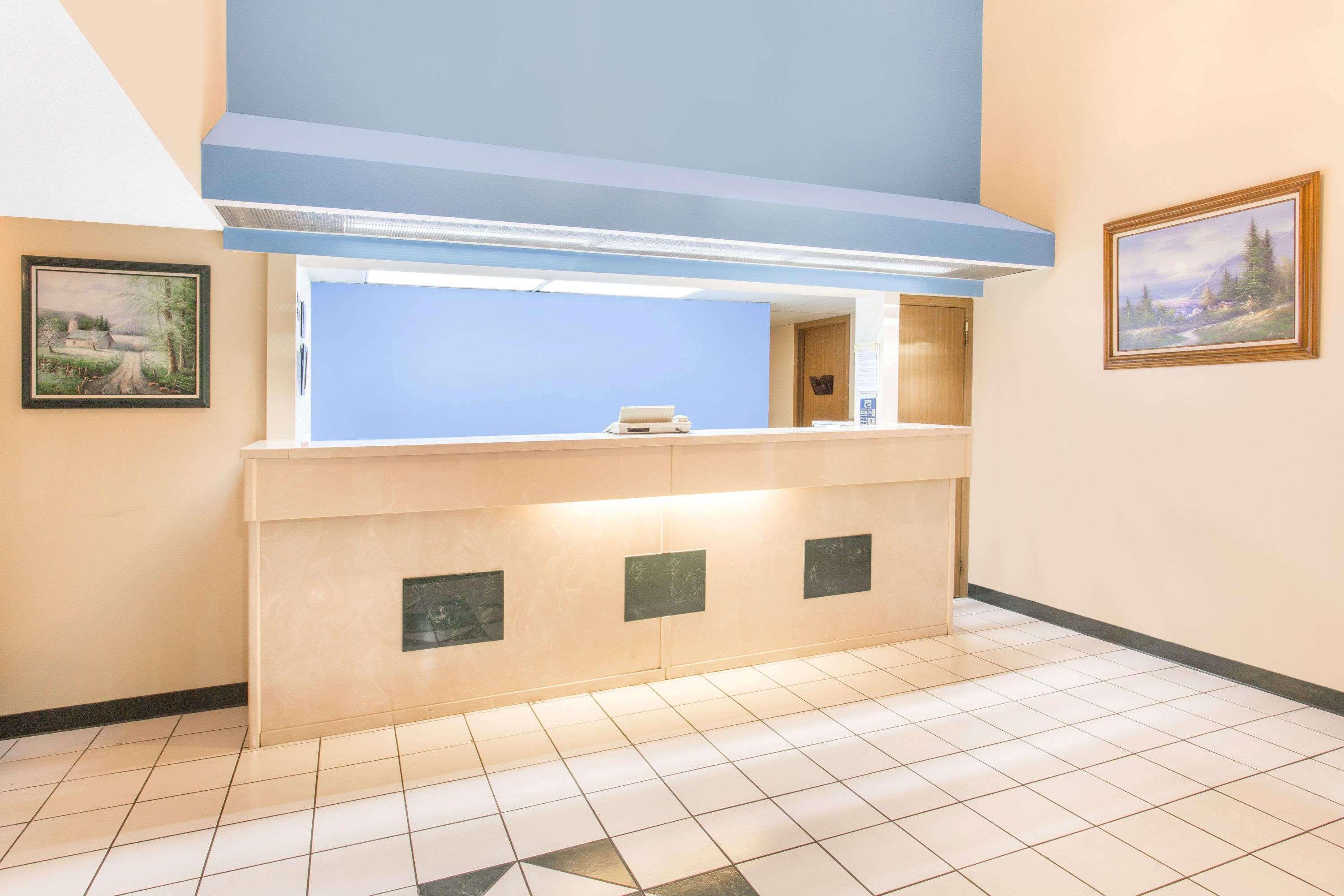 Days Inn & Suites By Wyndham Bentonville Dış mekan fotoğraf