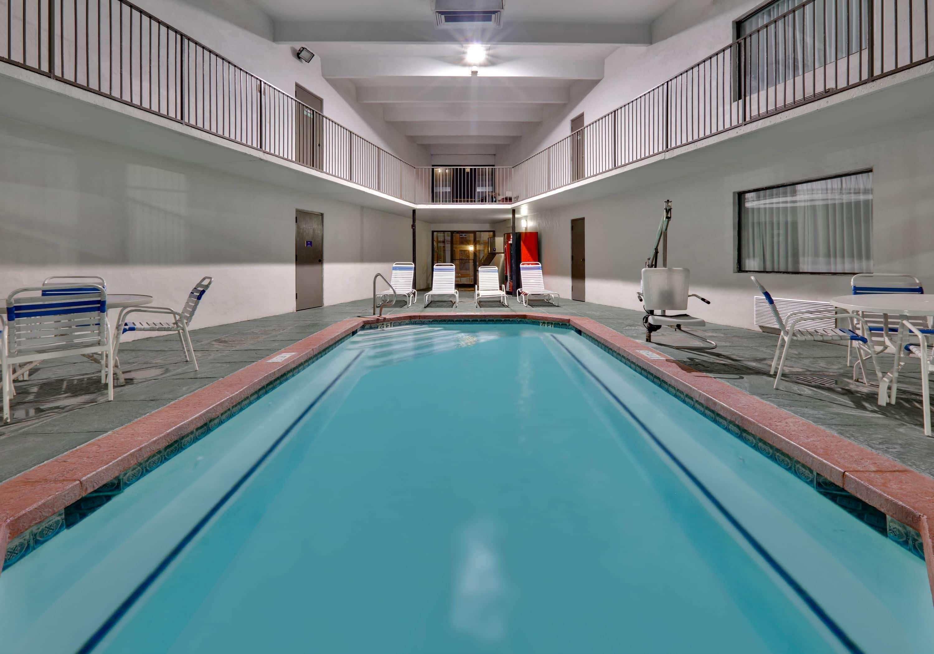 Days Inn & Suites By Wyndham Bentonville Dış mekan fotoğraf