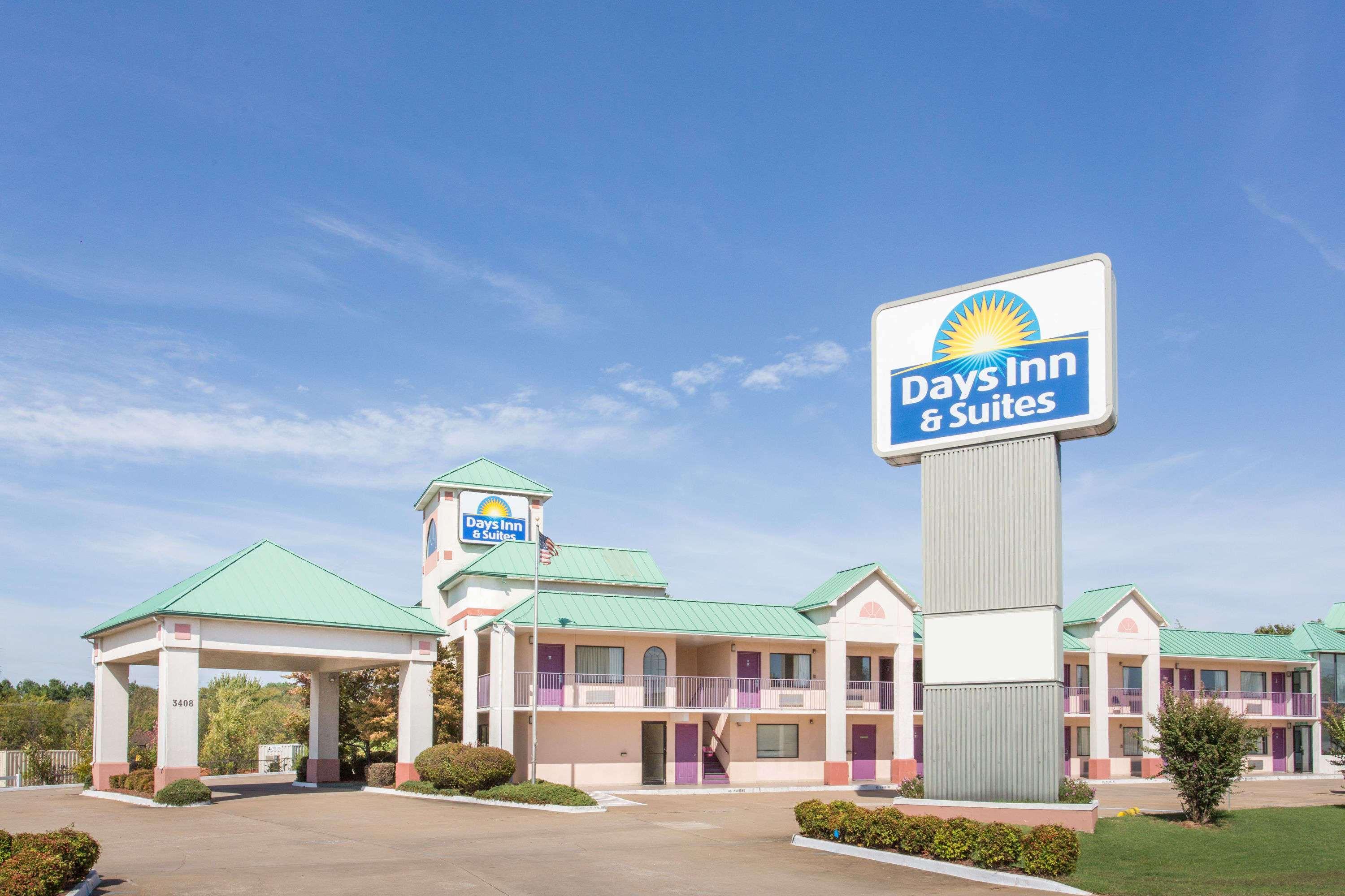 Days Inn & Suites By Wyndham Bentonville Dış mekan fotoğraf